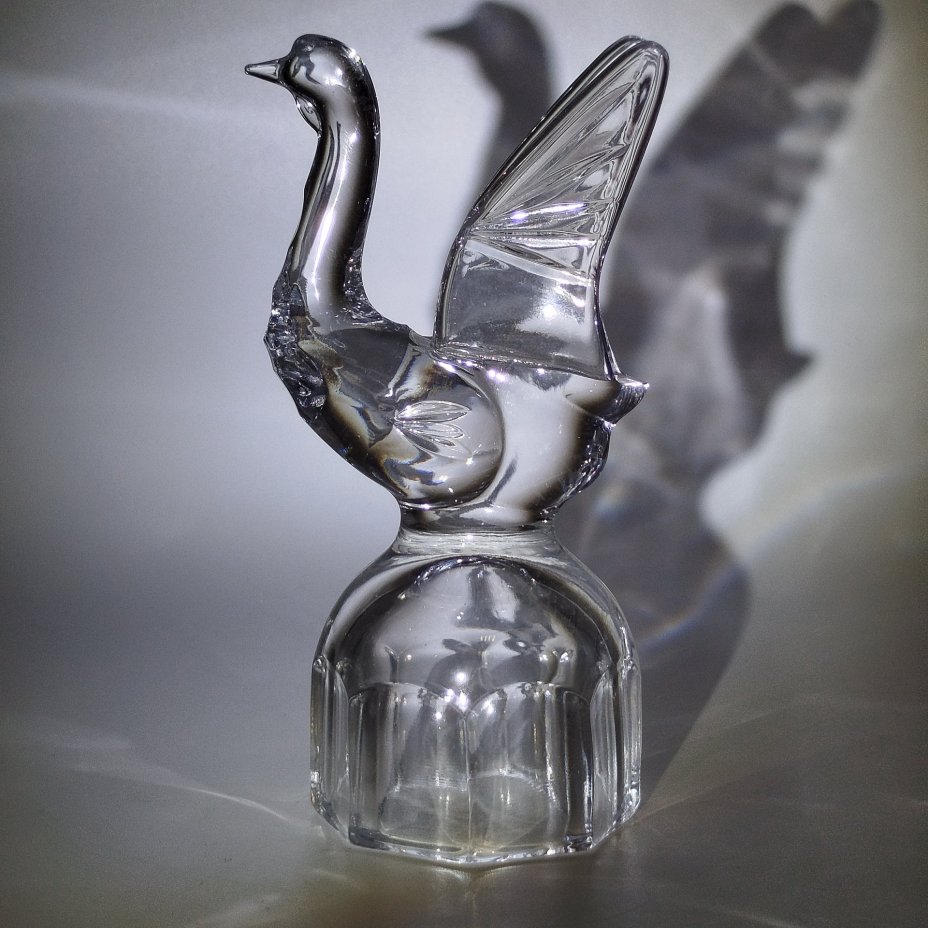 Статуэтка-бокал "Лебедь", хрусталь, Гусевской хрустальный завод (Гусь-Хрустальный), Российская Федерация, 2000-2015 гг.