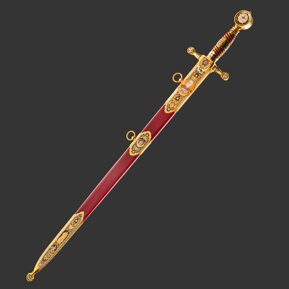 Меч "Маршал Победы", сталь, латунь, дерево, кожа, золочение; в деревянном подарочном коробе с бархатным ложементом, Российская Федерация, 2025 г.