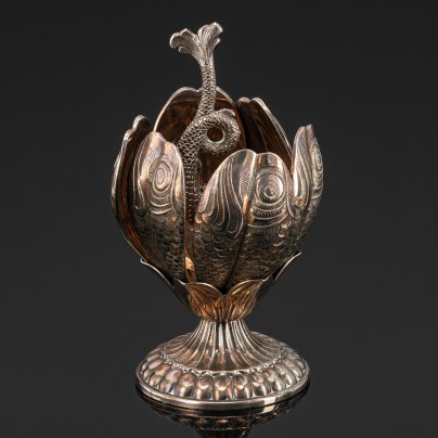 Икорница порционная в форме цветка из коллекции "Caviar Flower"  со скульптурной композицией в виде дельфина (на 6 персон), металл, серебрение, Christofle, Франция, 1960-1970 гг.