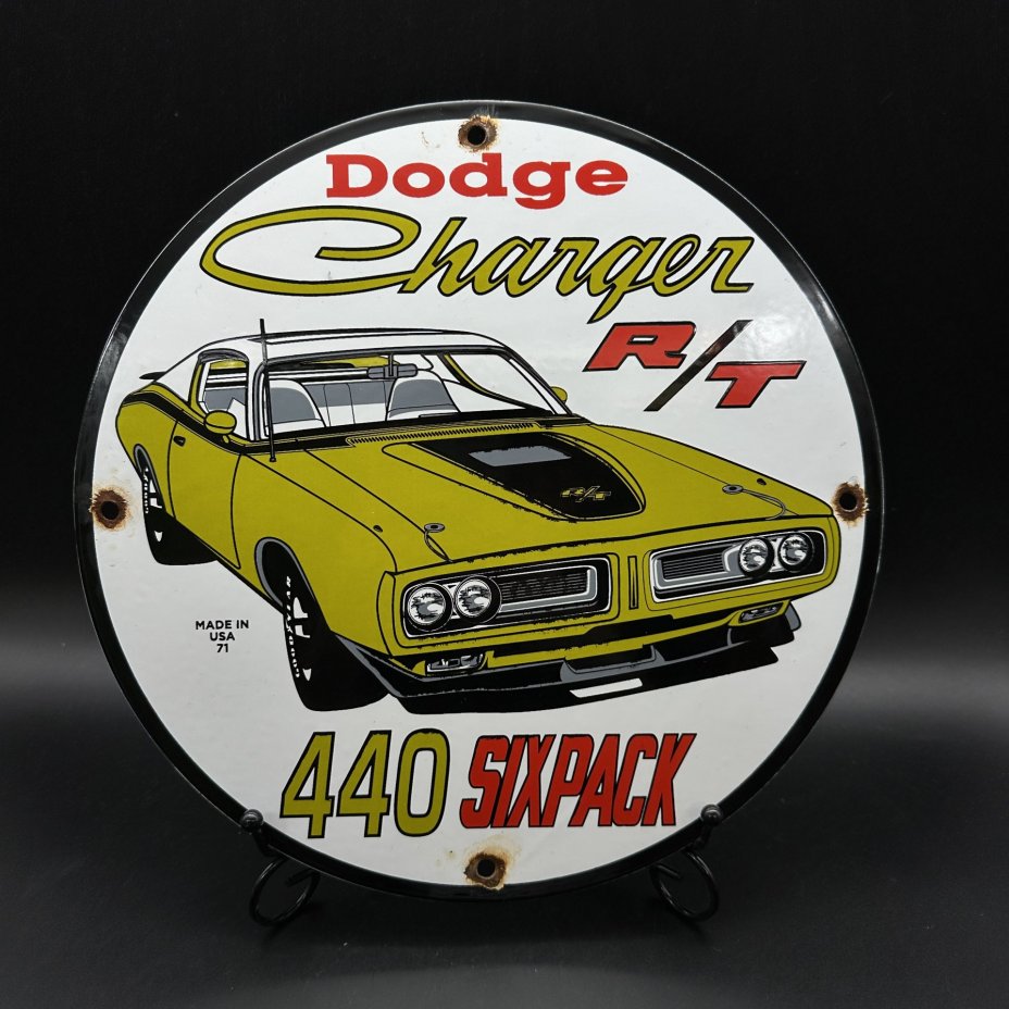 Знак круглый декоративный "DODGE CHARGER R/T 440 SIX PACK"