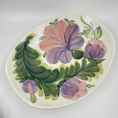 Фруктовница с расписным цветочным декором, фаянс, роспись, Конаковский фаянсовый завод им. М.И. Калинина (ЗиК Конаково), СССР, 1962-1974 гг.