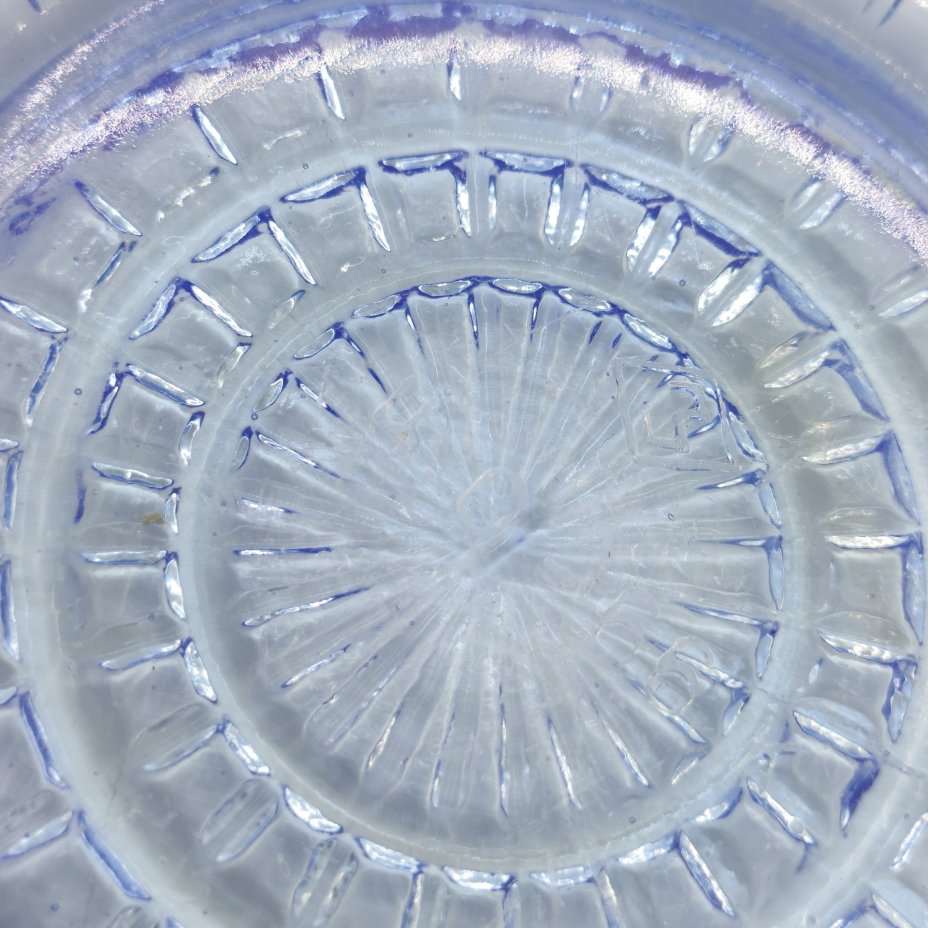 Салатник круглой формы с геометрическим объёмным декором, Завод Запрудня