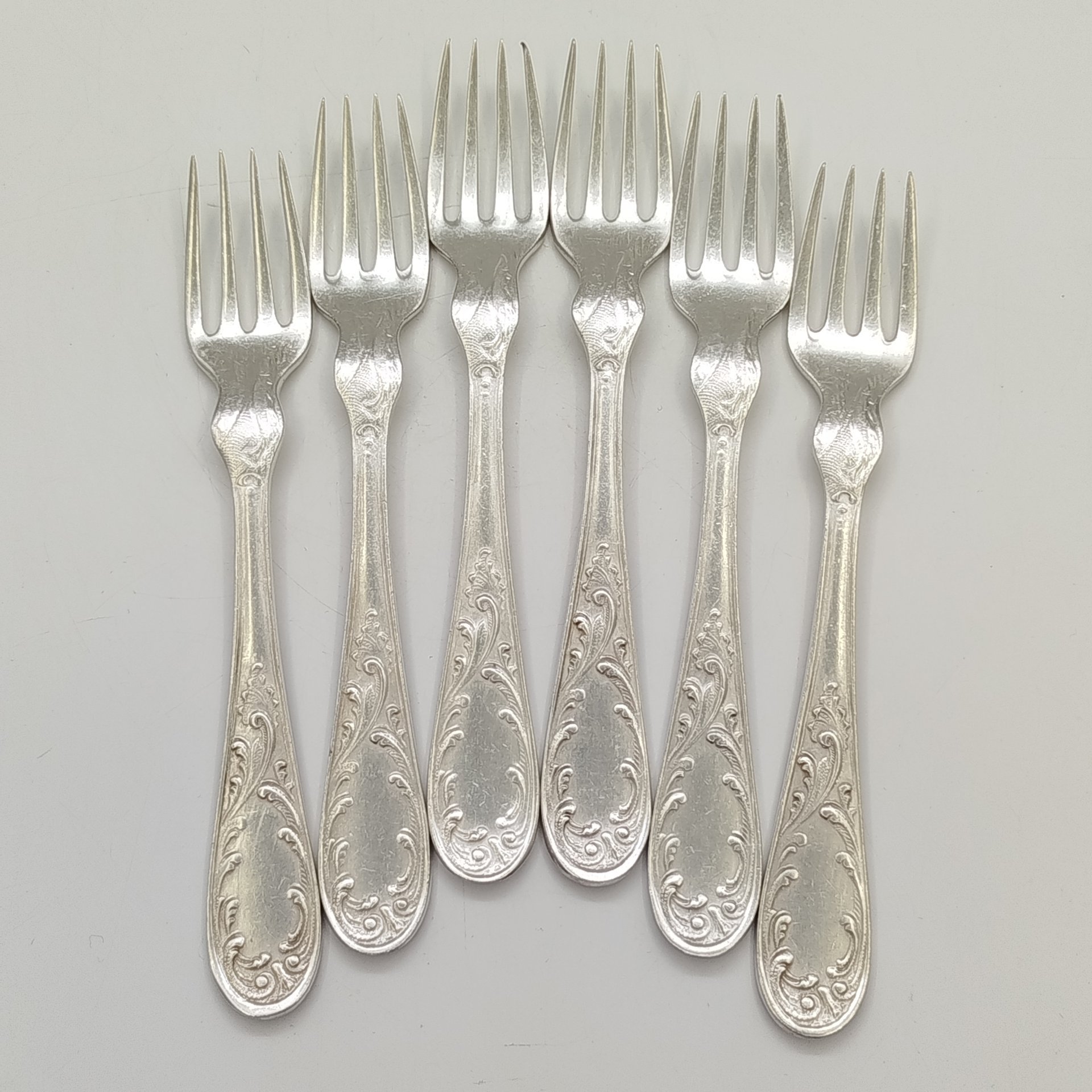 Набор из шести вилок для рыбы