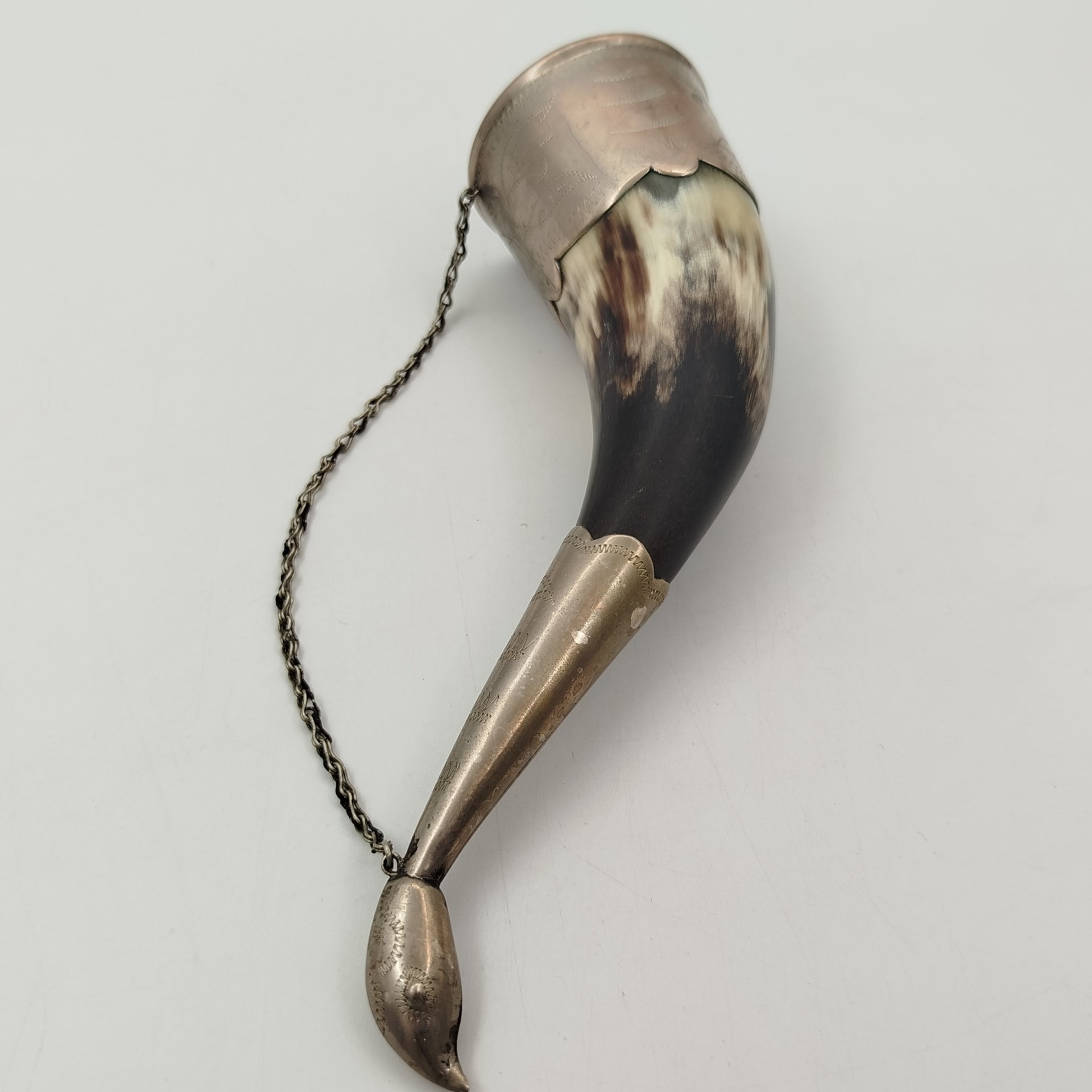 Рог изобилия (кубок для вина) с фигурным навершием, металл, рог, СССР, 1970-1990 гг.
