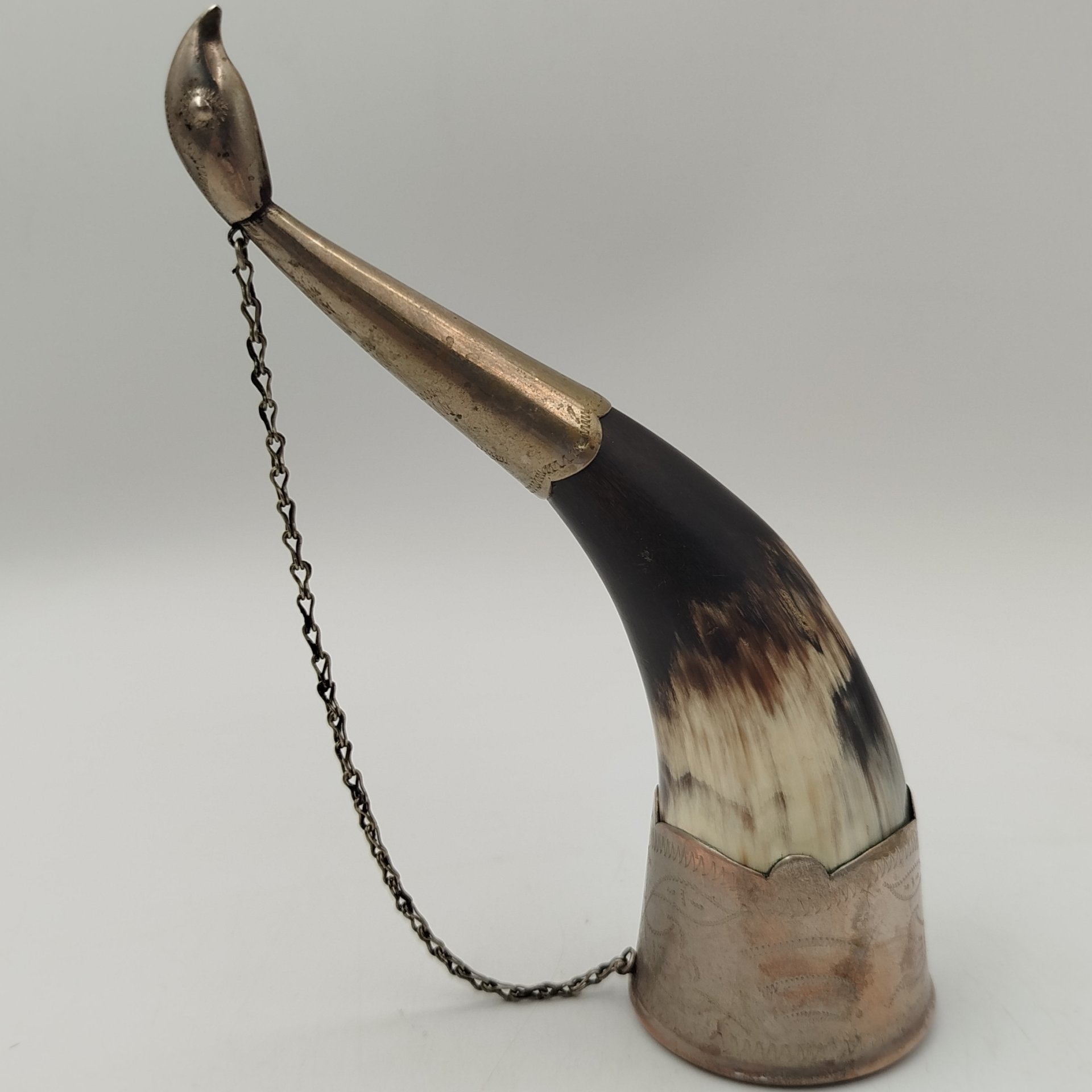 Рог изобилия (кубок для вина) с фигурным навершием, металл, рог, СССР, 1970-1990 гг.
