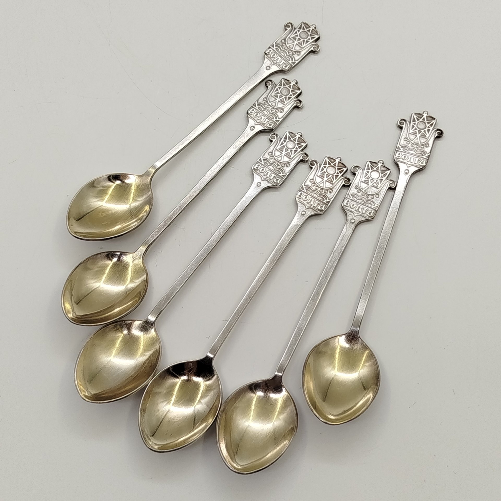 Набор из шести чайных ложек "Волга"