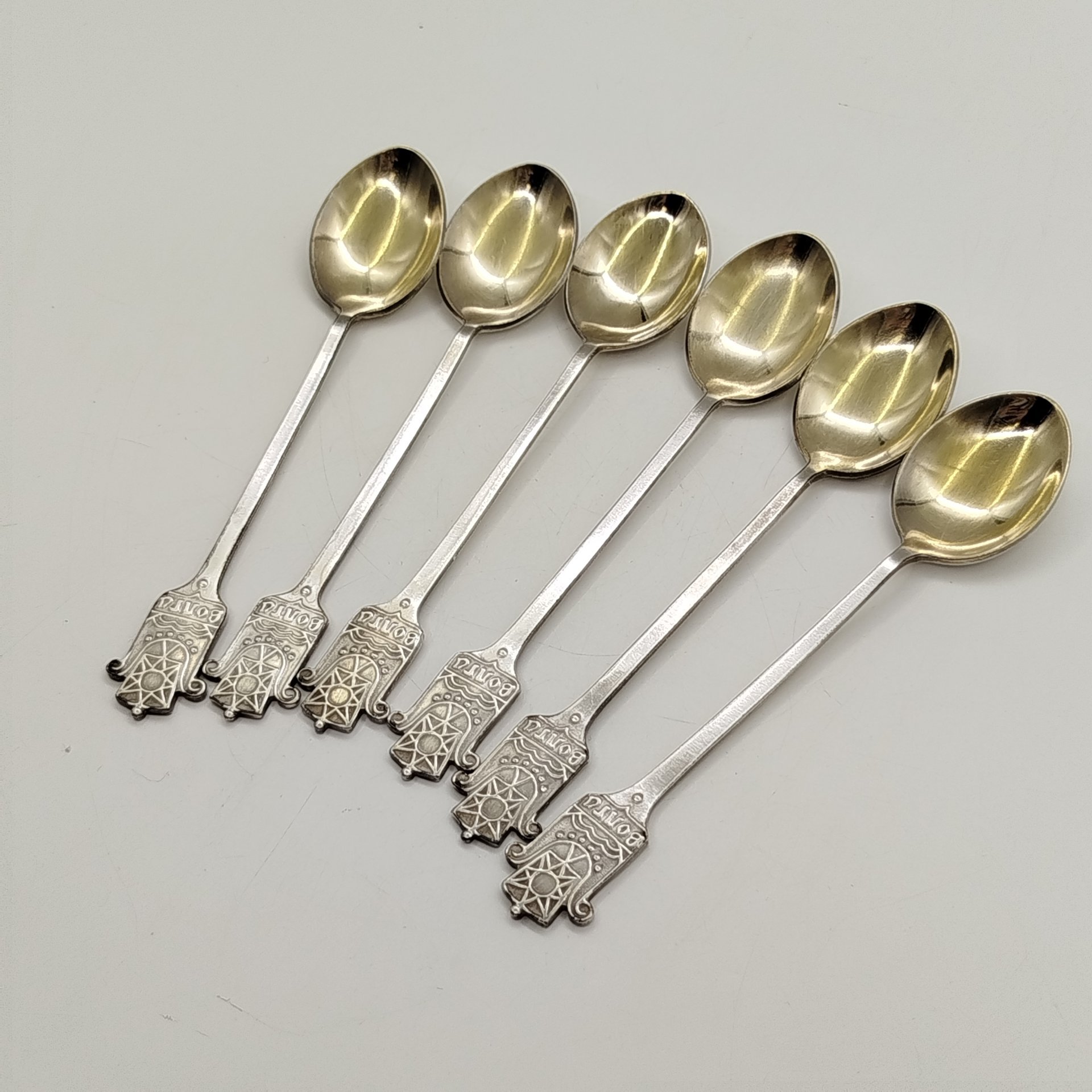 Набор из шести чайных ложек "Волга"