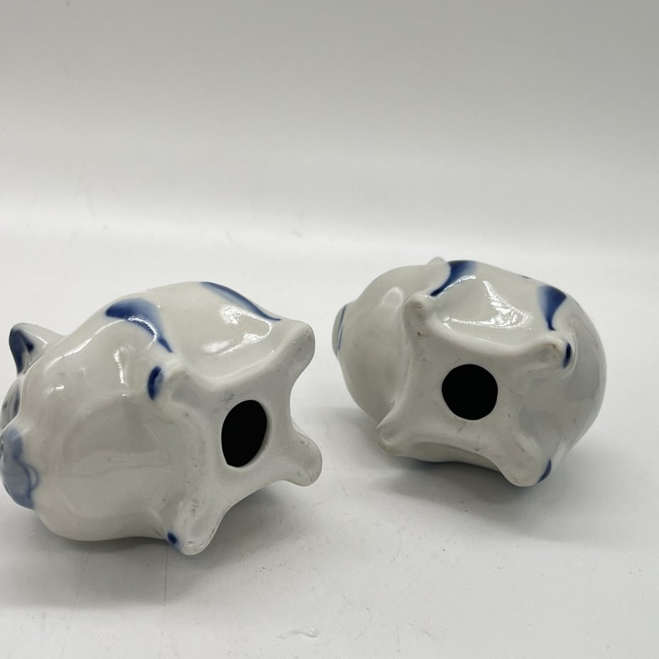 Набор для специй "Хрюшки" из солонки и перечницы, Гжель