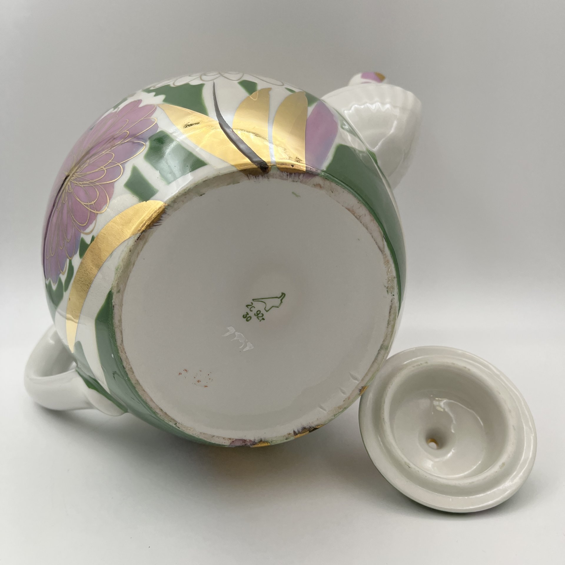 Чайник доливной (трактирный) "Хризантемы" ("Астры"), автор В.К. Яснецов