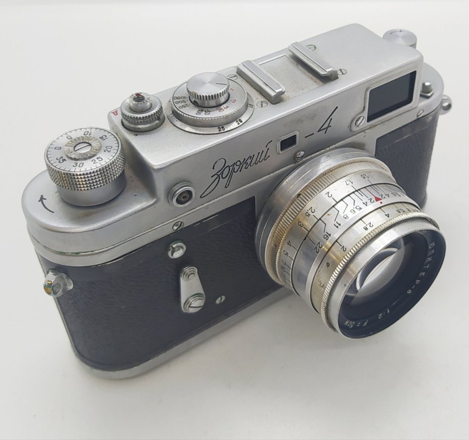 Фотоаппарат "Зоркий-4" с объективом "Юпитер-8" в оригинальном кофре, Красногорский механический завод (КМЗ)