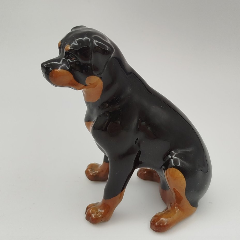 Статуэтка "Ротвейлер" ("Собака")