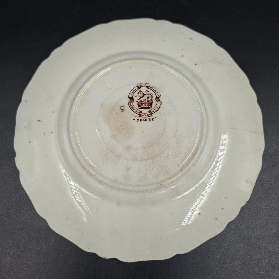 Тарелка десертная с растительным декором, фаянс, крытье, деколь, золочение, Wedgwood, Великобритания, 1900-1906 гг.