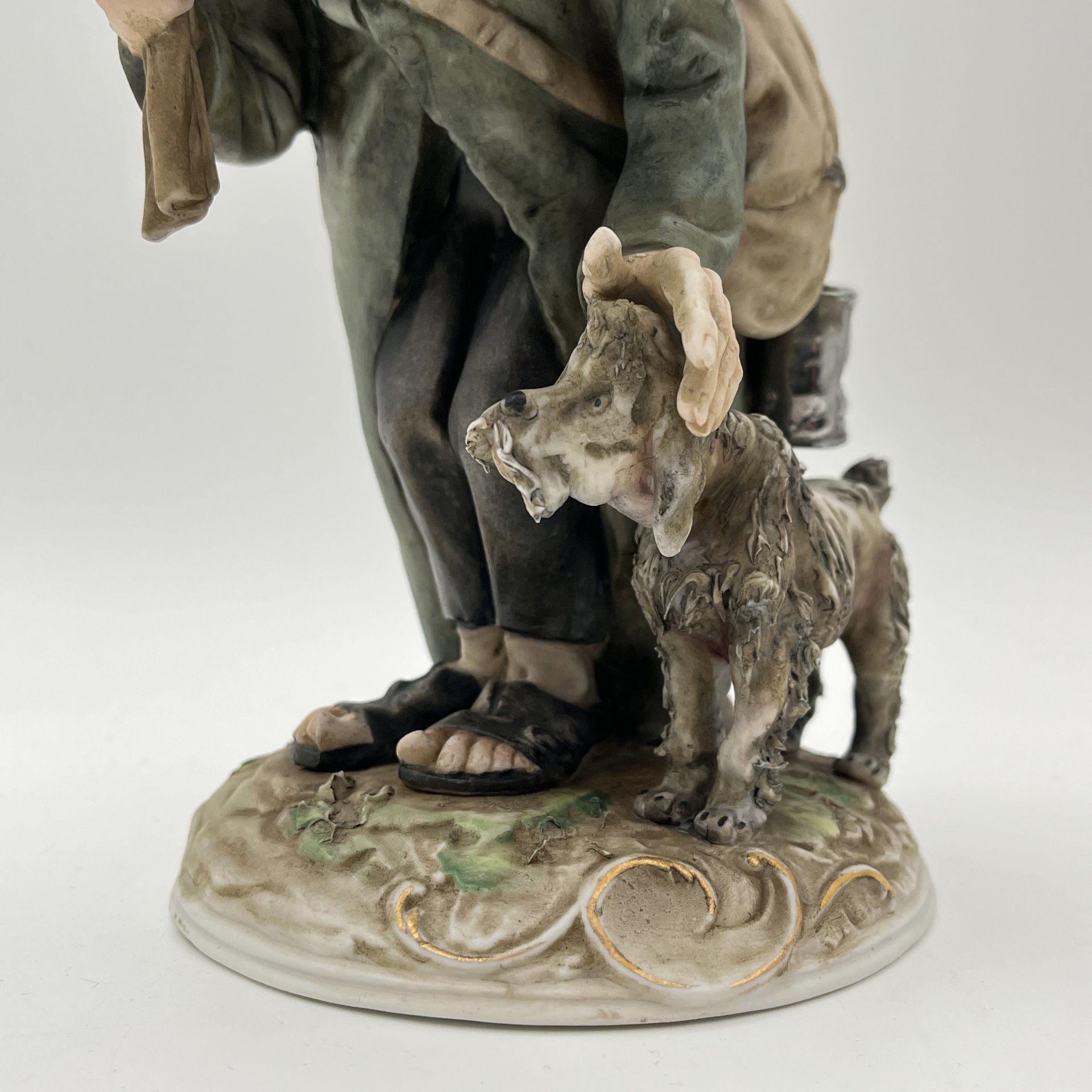 Статуэтка "Бродяга с собакой", фарфор, роспись, Европа, 2000-2015 гг.