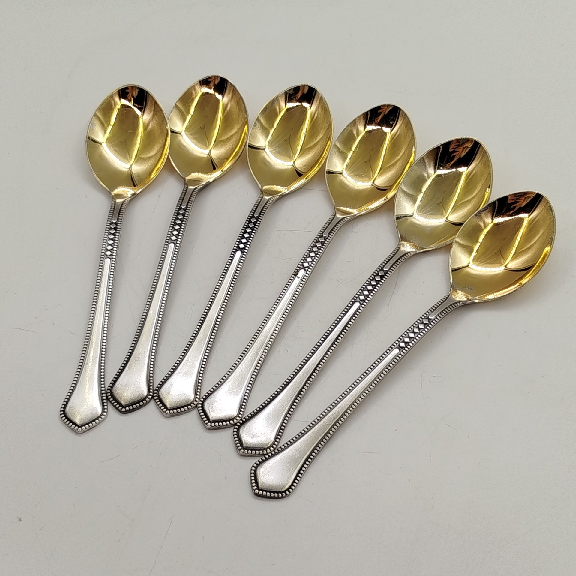 Набор чайных ложек на 6 персон, мНЦ (медь-никель-цинк), золочение, СССР, 1970-1990 гг.
