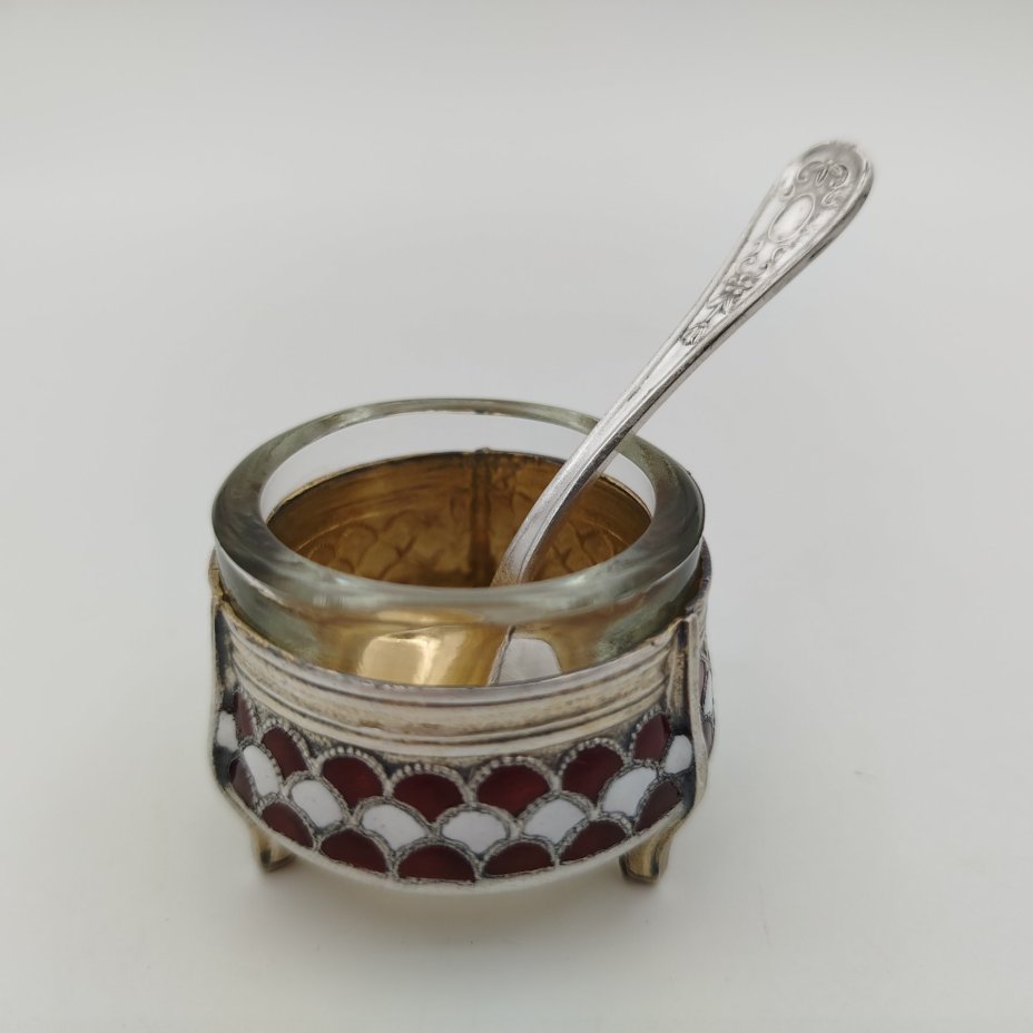 Солонка с декором в виде чешуи, с ложкой, мельхиор (медь-никель), эмаль, стекло, Мстерская художественная фабрика  «Ювелир»