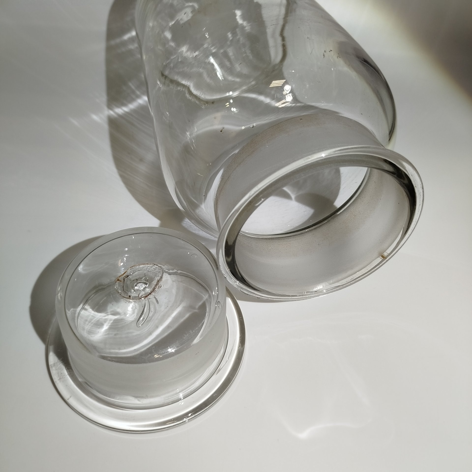 Банка с крышкой большого объема (для сыпучих продуктов), стекло, Россия, 1900-1950 гг.