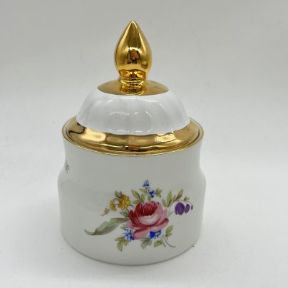 Сахарница с цветочным декором (подбор крышки), фарфор, деколь, золочение, Bohemia (Neurohlau), Чехословакия, 1970-1980 гг.