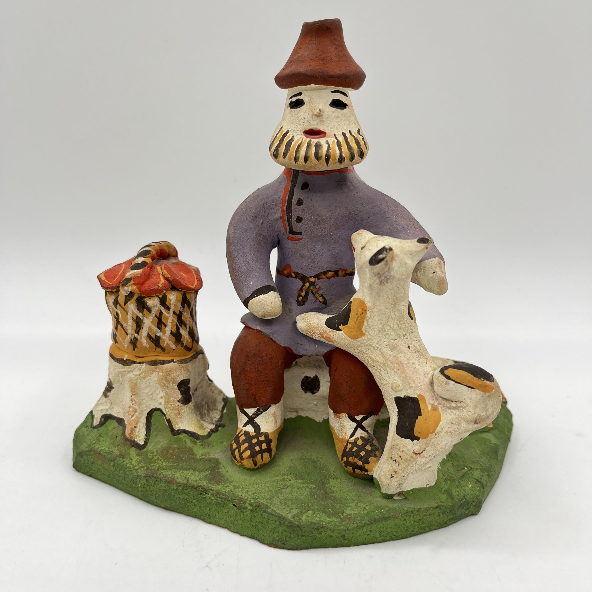 Игрушка каргопольская "Грибник с собакой", г. Каргополь, Архангельская область