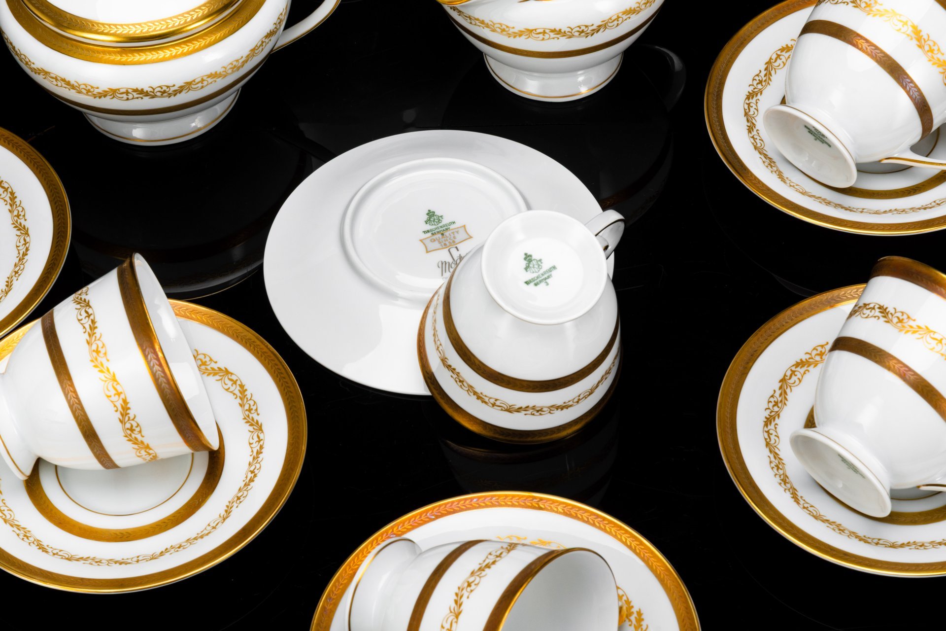 Сервиз кофейный с растительным декором на 6 персон, серия "Charleroi-Bruxelles", фарфор, золочение, Tirschenreuth, Германия, 1969-1990 гг.