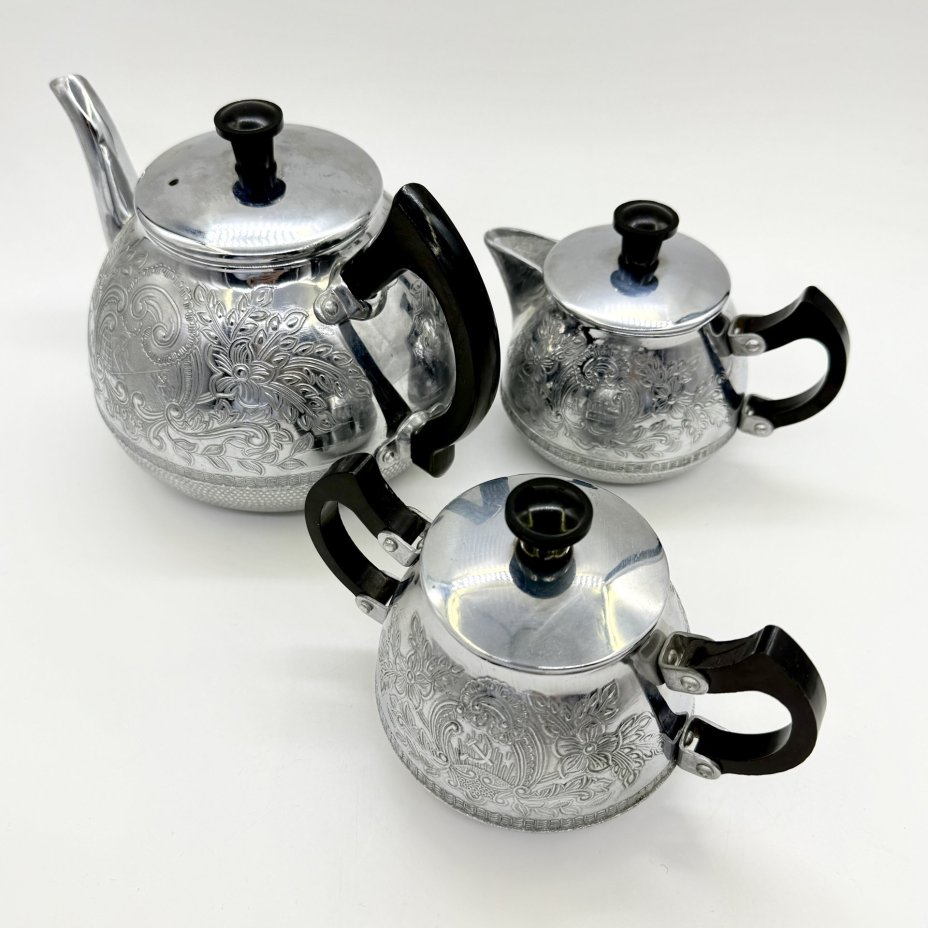 Набор чайно-кофейный (3 предмета), металл, пластик, СССР, 1970-1990 гг.