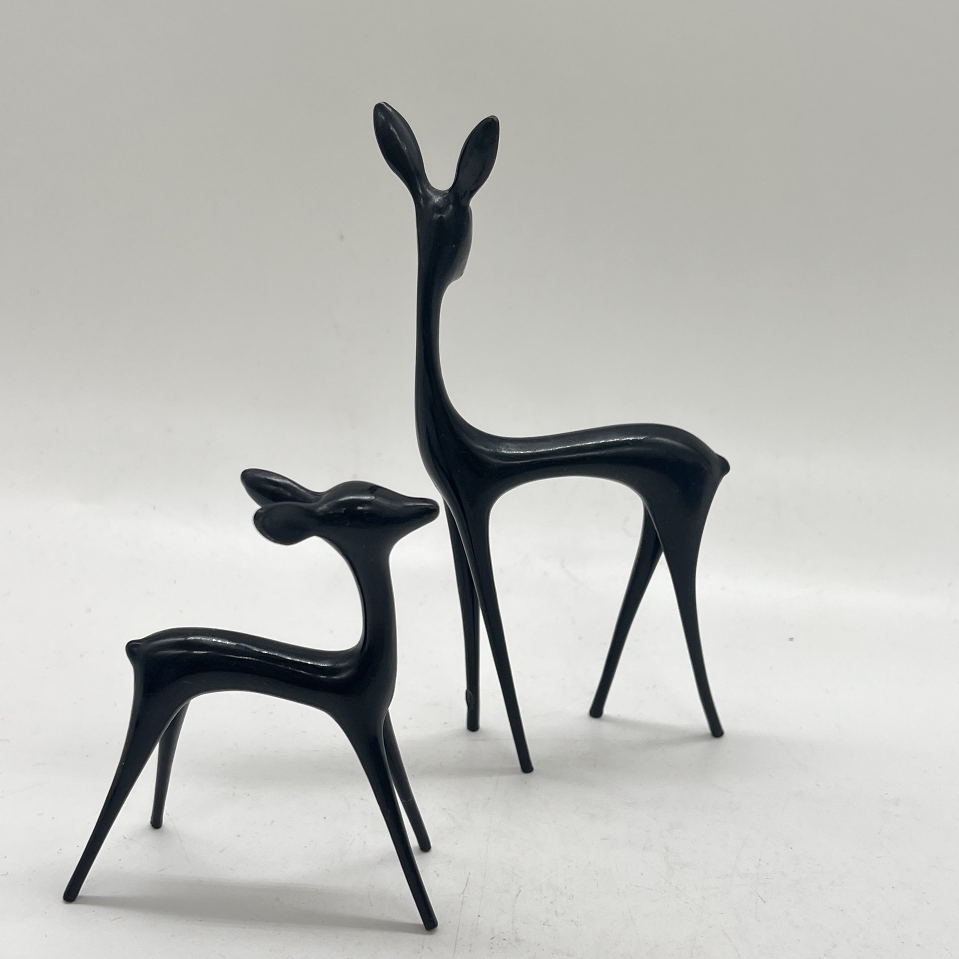 Статуэтки парные монотонные "Косули"