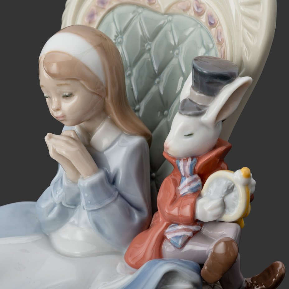 Статуэтка "Алиса в стране чудес", автор Francisco Polope, фарфор, роспись, Lladro, Испания, 2008-2020 гг.