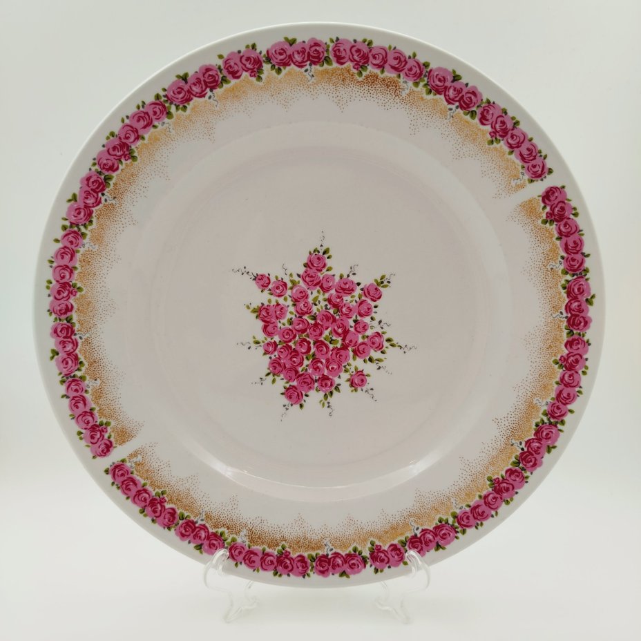 Блюдо, украшенное цветочным декором, фарфор, деколь, золочение, Graf Von Henneberg Porzellan, 1777 Jlmenau, ГДР, 1973-1977 гг.