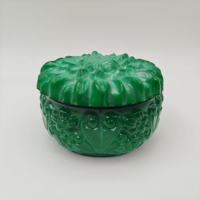 Шкатулка "Хризантема", малахитовое стекло, Чехословакия