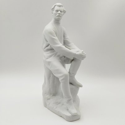 Статуэтка "Максим Горький", автор В.Г. Стамов,, бисквит, Ленинградский фарфоровый завод (ЛФЗ), СССР, 1950-1960 гг.