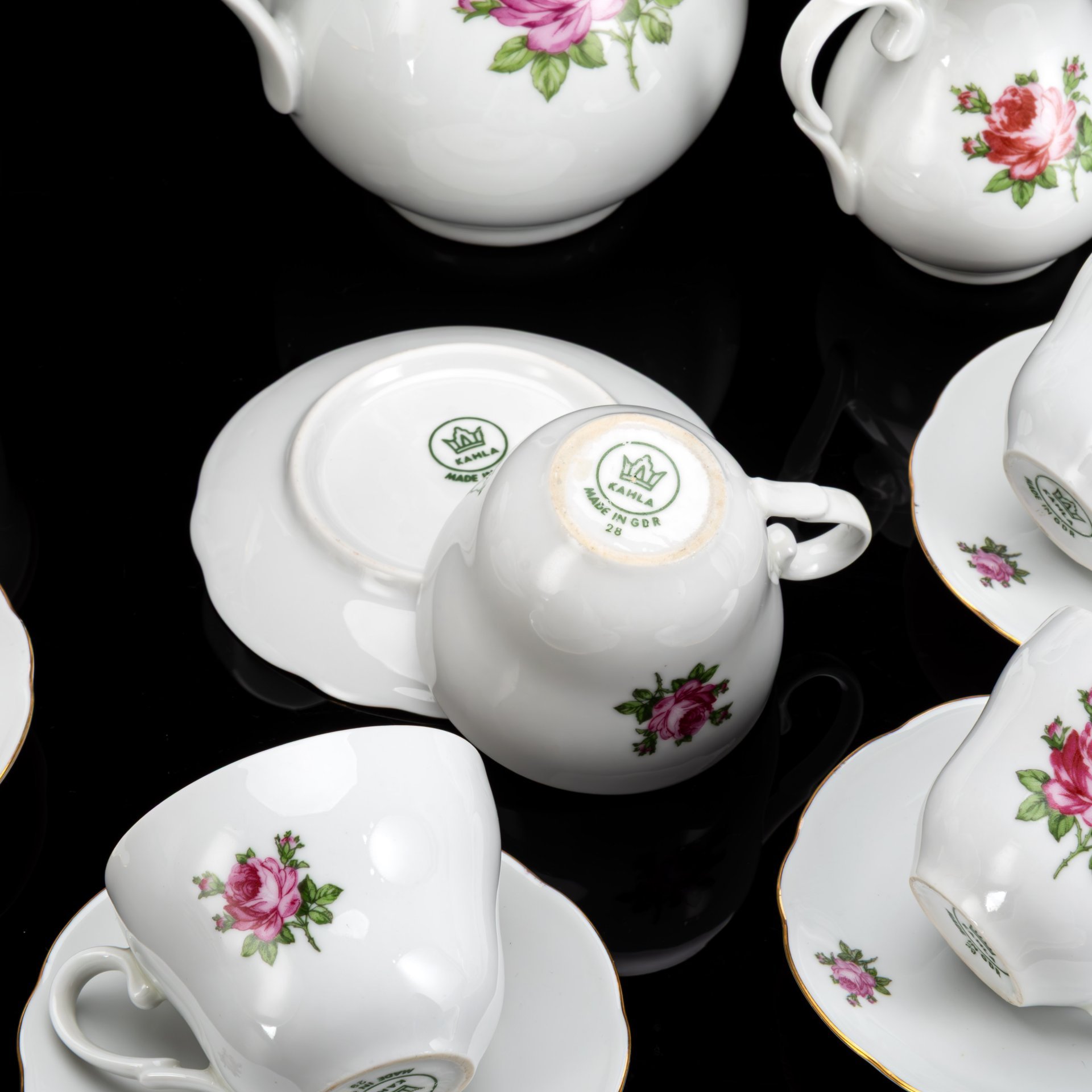 Сервиз кофейный "Роза" на 6 персон (15 предметов), фарфор, деколь, золочение, Kahla, ГДР, 1960-1990 гг.