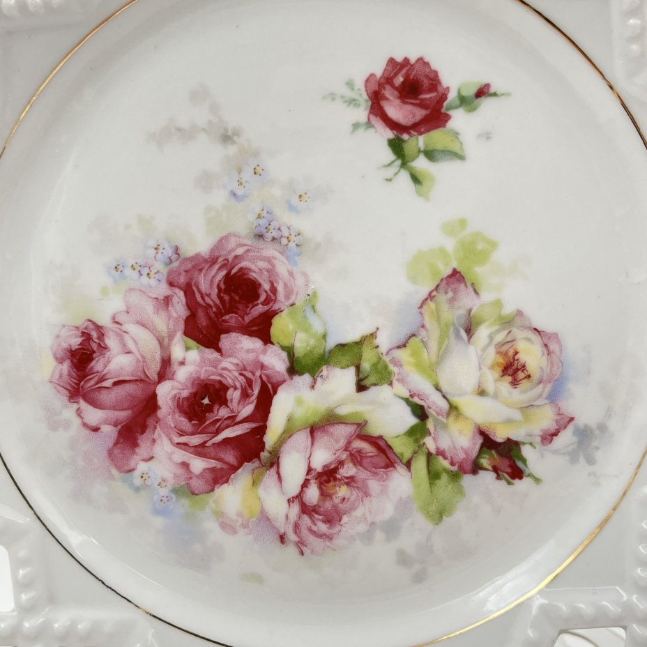 Набор десертных тарелок с прорезным бортом и цветочным декором на 6 персон