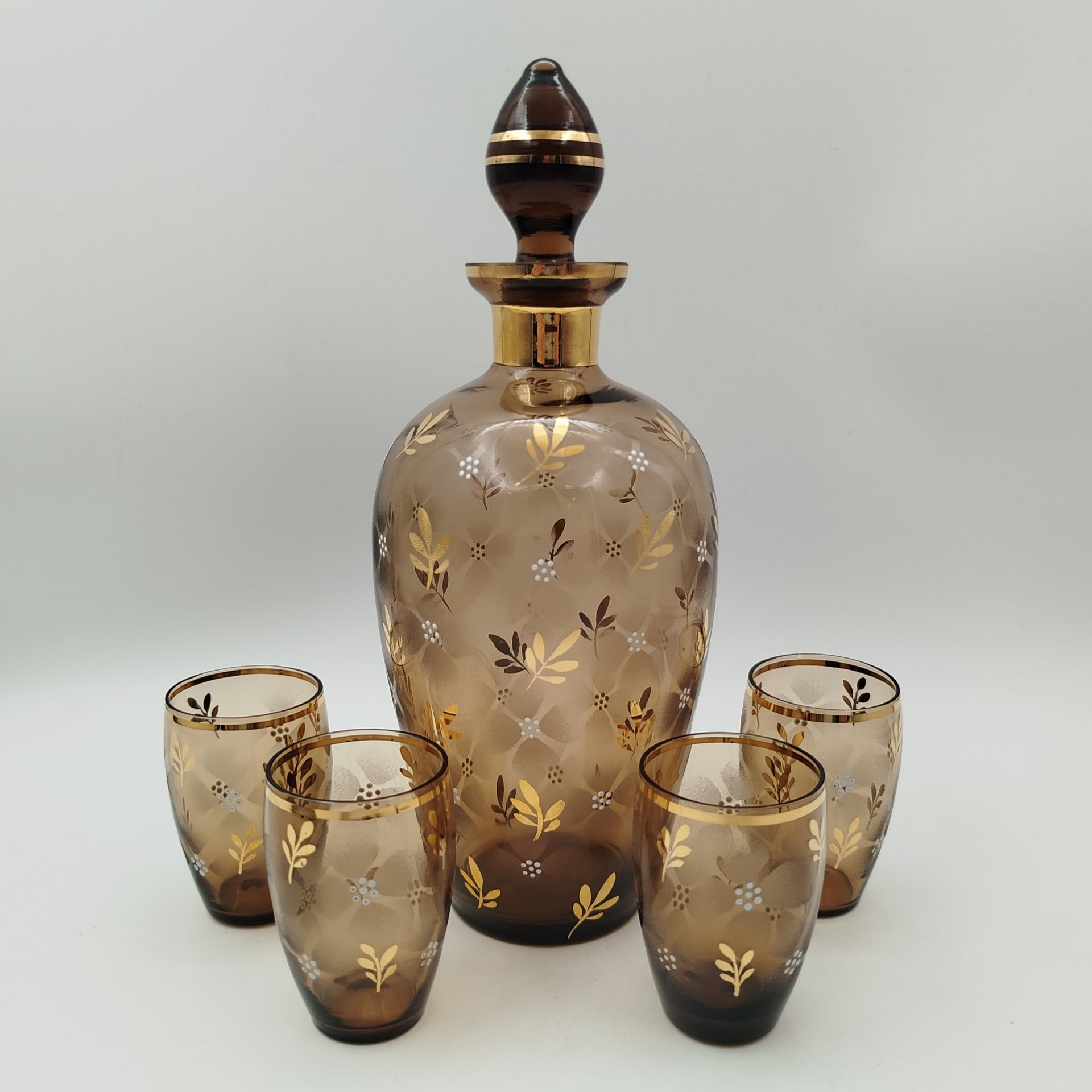 Набор для крепких напитков на 4 персоны, украшенный цветочным декором (штоф и стопки)