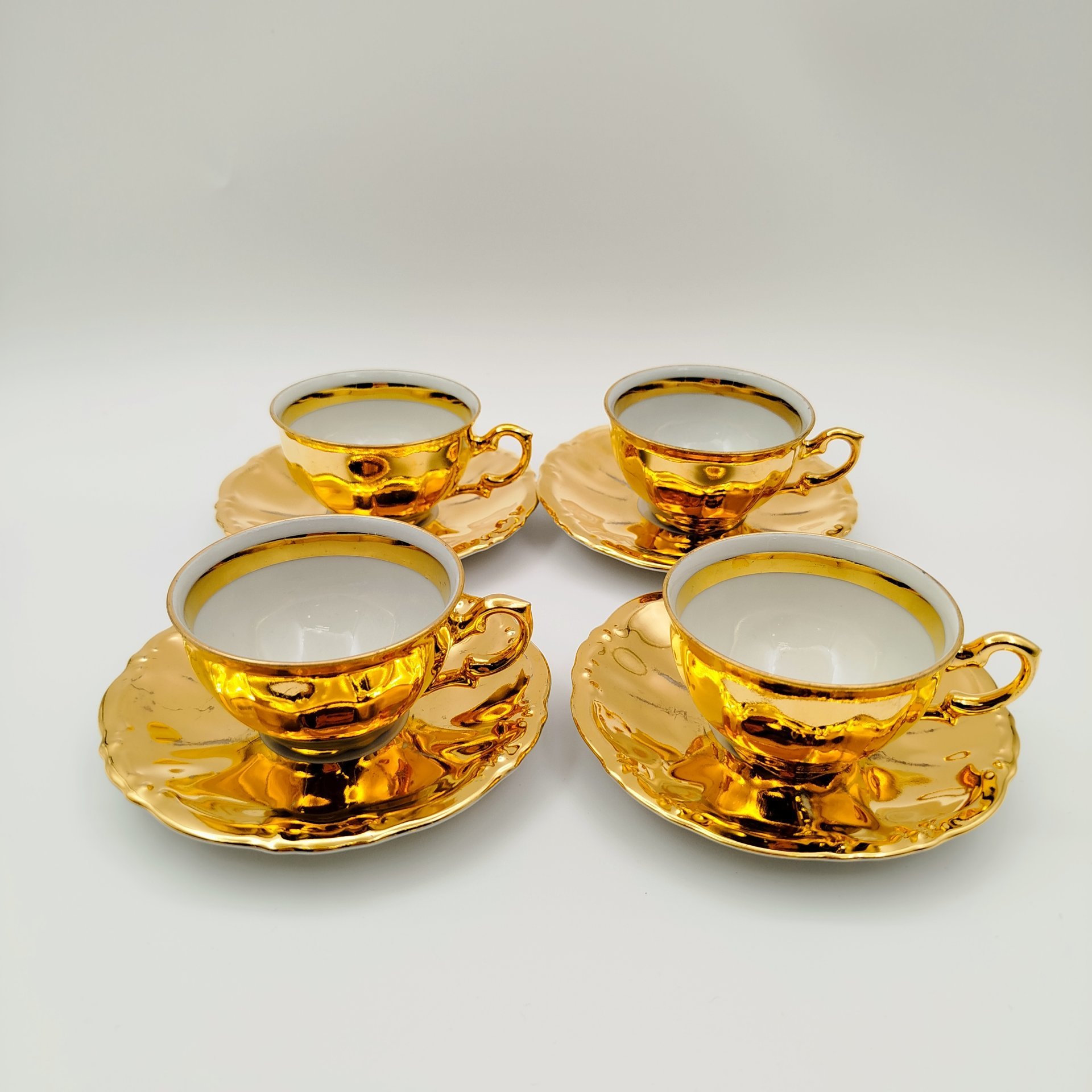 Сервиз кофейный на 4 персоны (11 предметов), покрытый золочением, фарфор, золочение, Бавария, 1950-1970 гг.