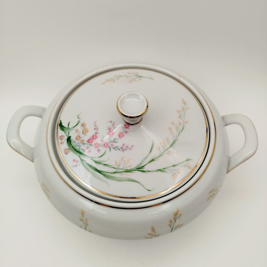 Супница, украшенная цветочным декором, фарфор, деколь, золочение, Bareuther & Co., Bavaria, Германия, 1931-1945 гг., Bareuther & Co.