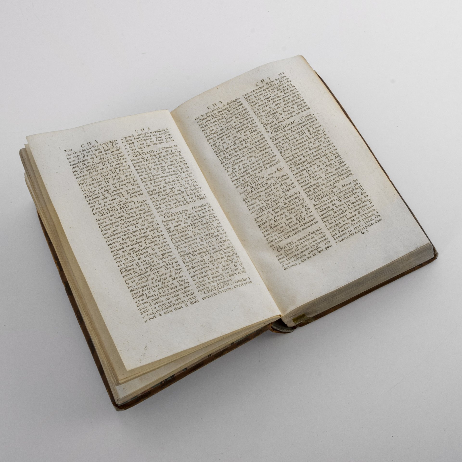 Книга "Исторический словарь. C-E"