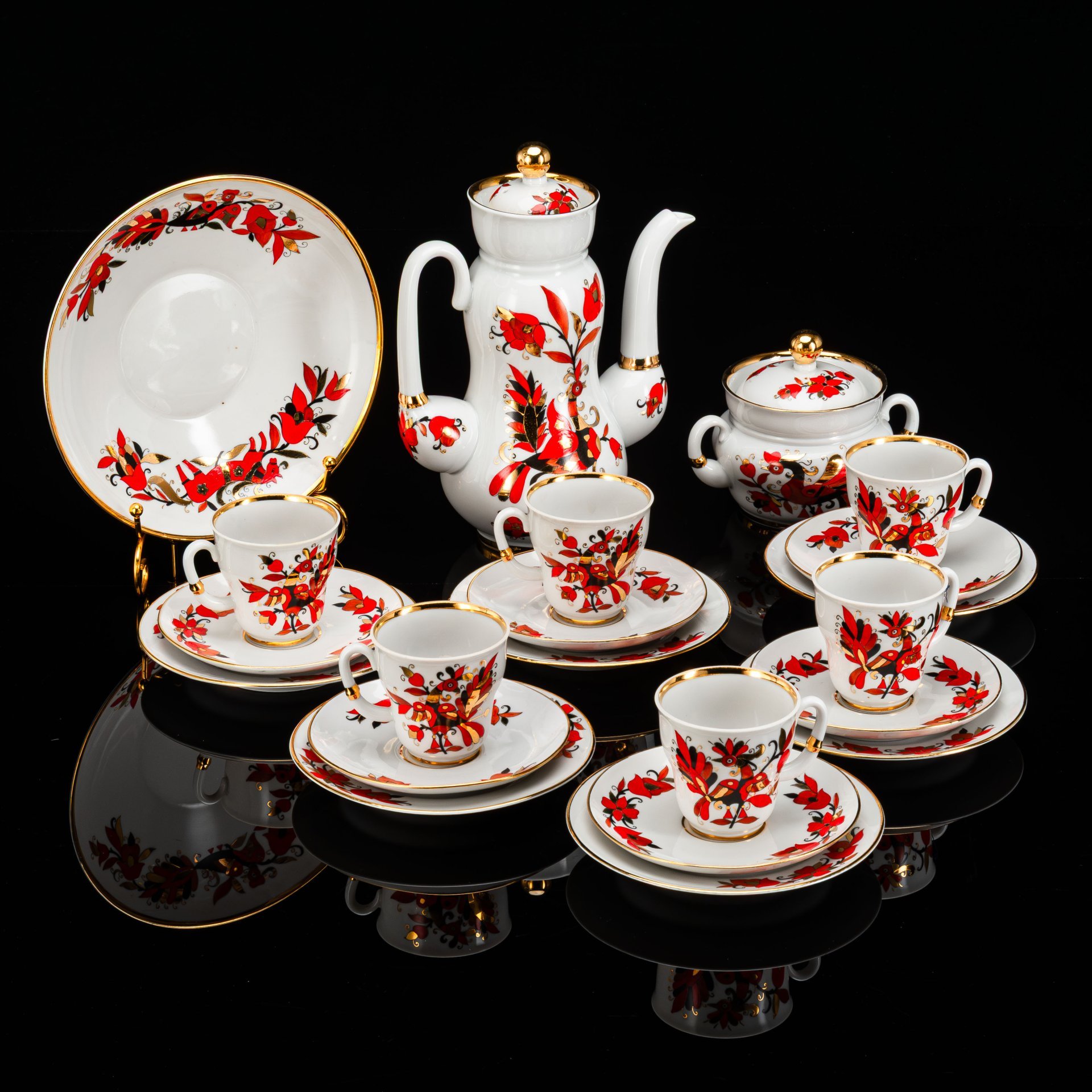 Сервиз кофейный на 6 персон "Народные узоры" (форма "Сударыня"), автор А.В. Воробьевский, (20 предметов)