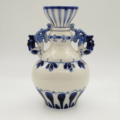 Ваза с ручками в виде петушков