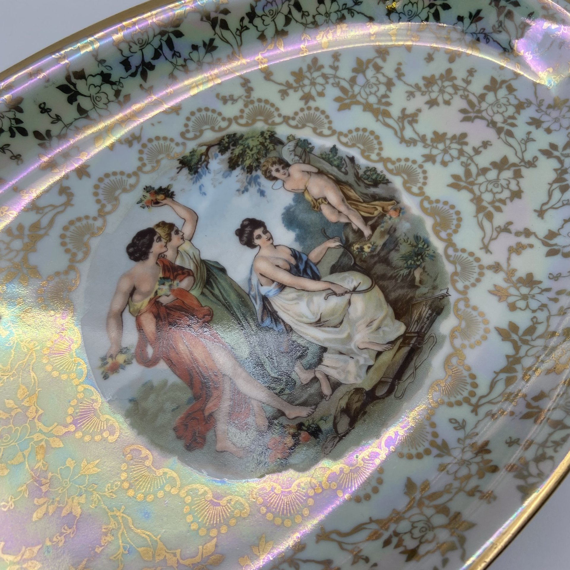 Набор из 3-х сервировочных блюд разных форм "Мадонна", фарфор, люстр, деколь, золочение, Fortuna Eisenberg, ГДР, 1960-1973 гг.