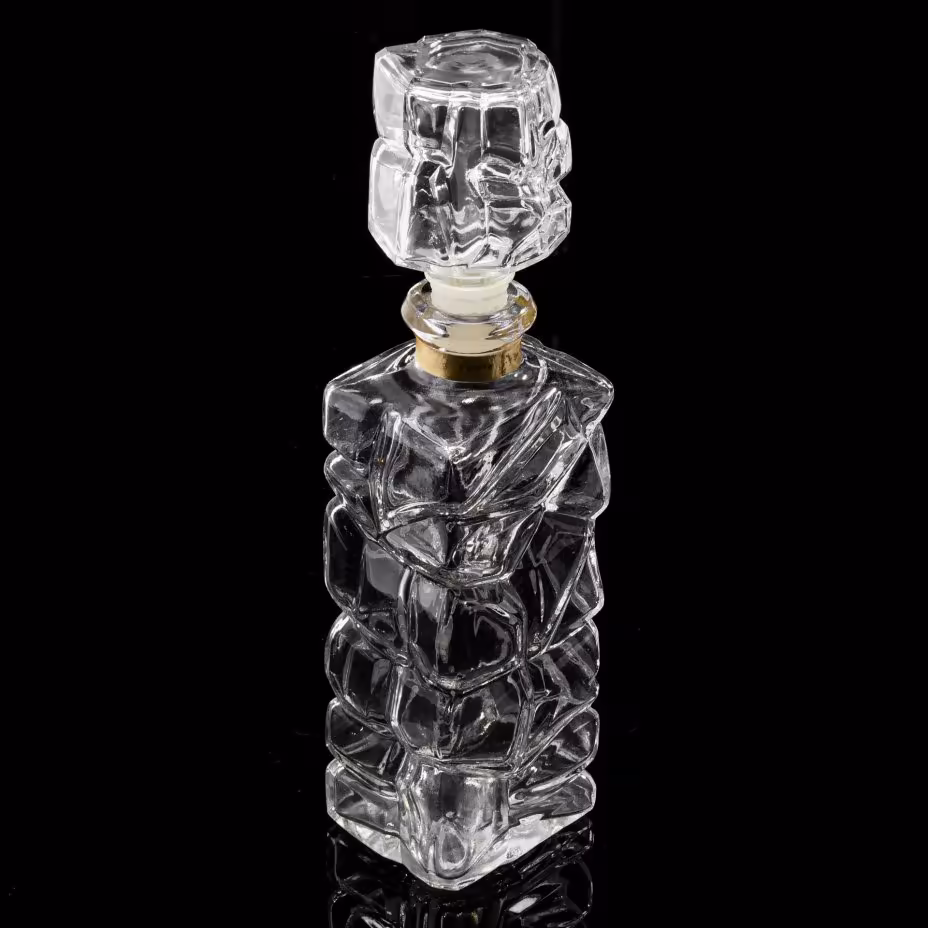 Флакон для одеколона "Айсберг", стекло, пластик, Египет, 1980-2010 гг.