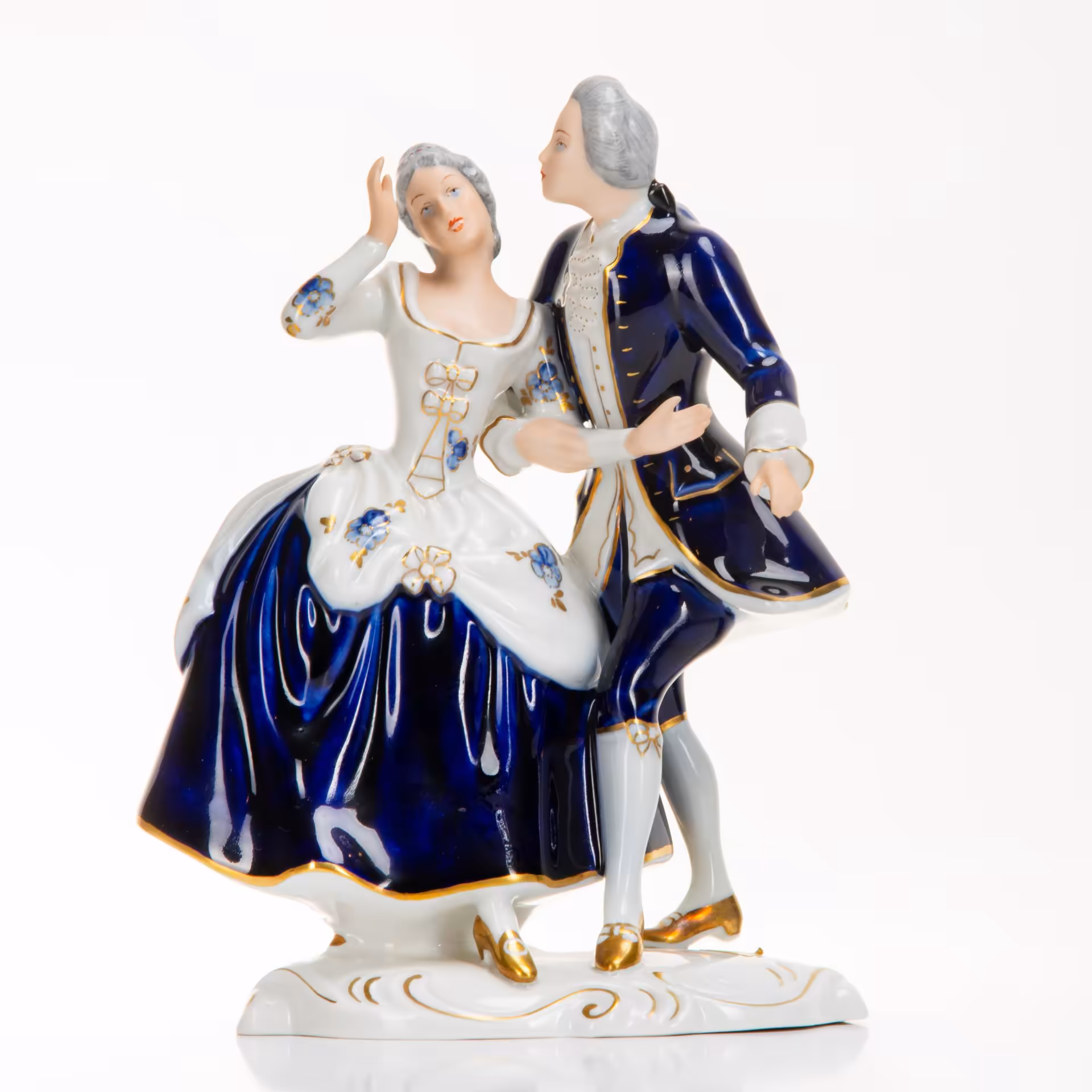 Статуэтка "Галантные ухаживания (Дама с кавалером)", Royal Dux