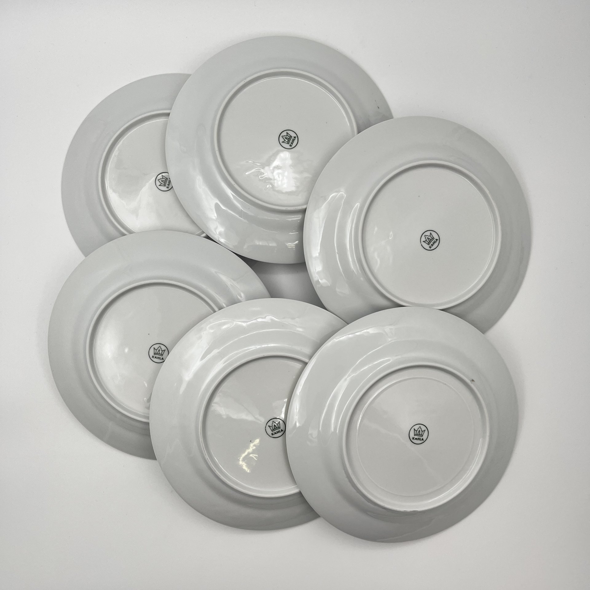 Набор из 6-ти десертных тарелок с декором в виде синих цветов, фарфор, деколь, золочение, Kahla, ГДР, 1968-1987 гг.