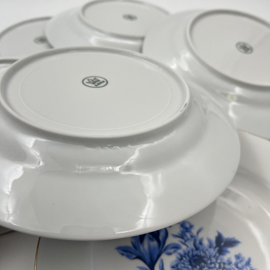 Набор из 6-ти десертных тарелок с декором в виде синих цветов, фарфор, деколь, золочение, Kahla, ГДР, 1968-1987 гг.