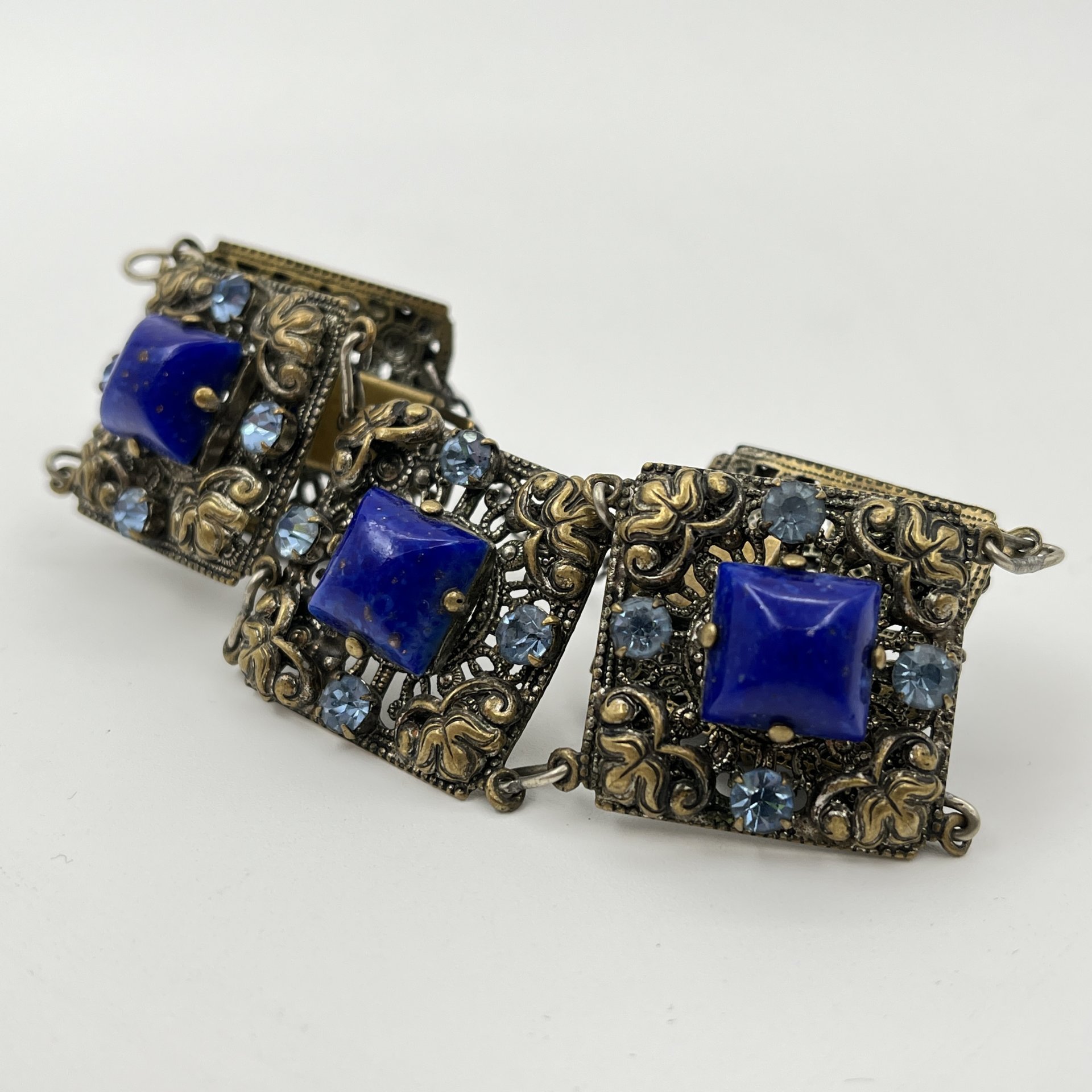 Браслет винтажный, со вставками синего и голубого цветов