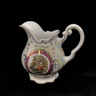 Молочник из сервиза "Мадонна", фарфор, деколь, люстр, золочение, Stadtilmer Porzellan, ГДР, 1970-1990 гг.