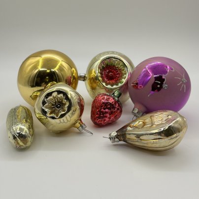 Набор ёлочных игрушек различных форм и расцветок (7 шт.), стекло, краска, металл, СССР, 1960-1990 гг.