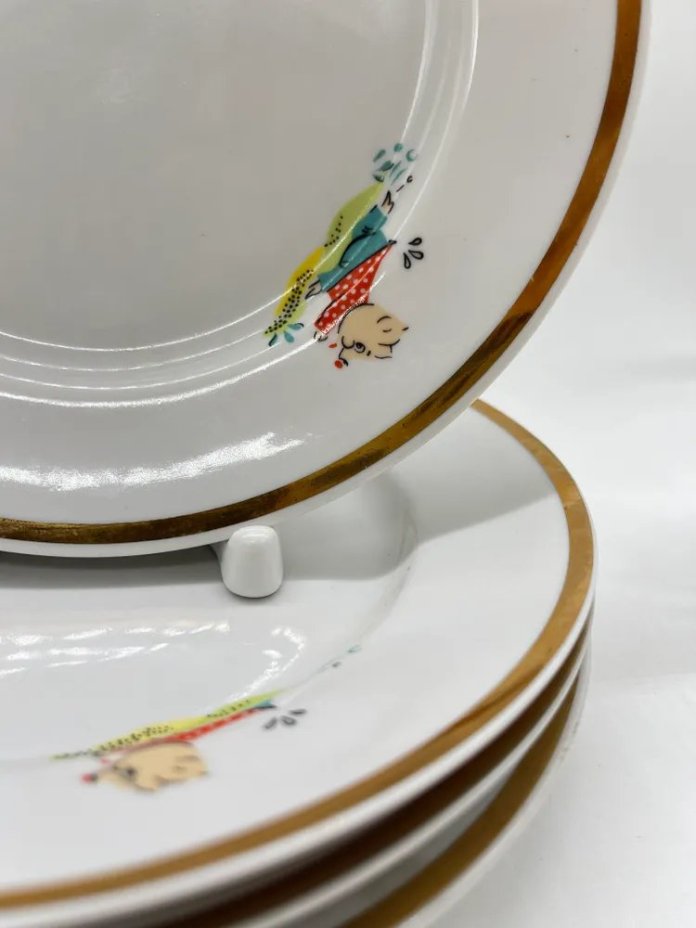 Тарелки обеденные с изображением поросят, фарфор, деколь, Дулевский фарфоровый завод (Дулёво), СССР, 1987 г.