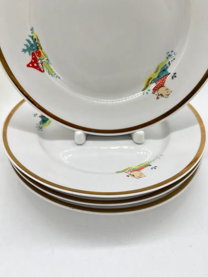 Тарелки обеденные с изображением поросят, фарфор, деколь, Дулевский фарфоровый завод (Дулёво), СССР, 1987 г.