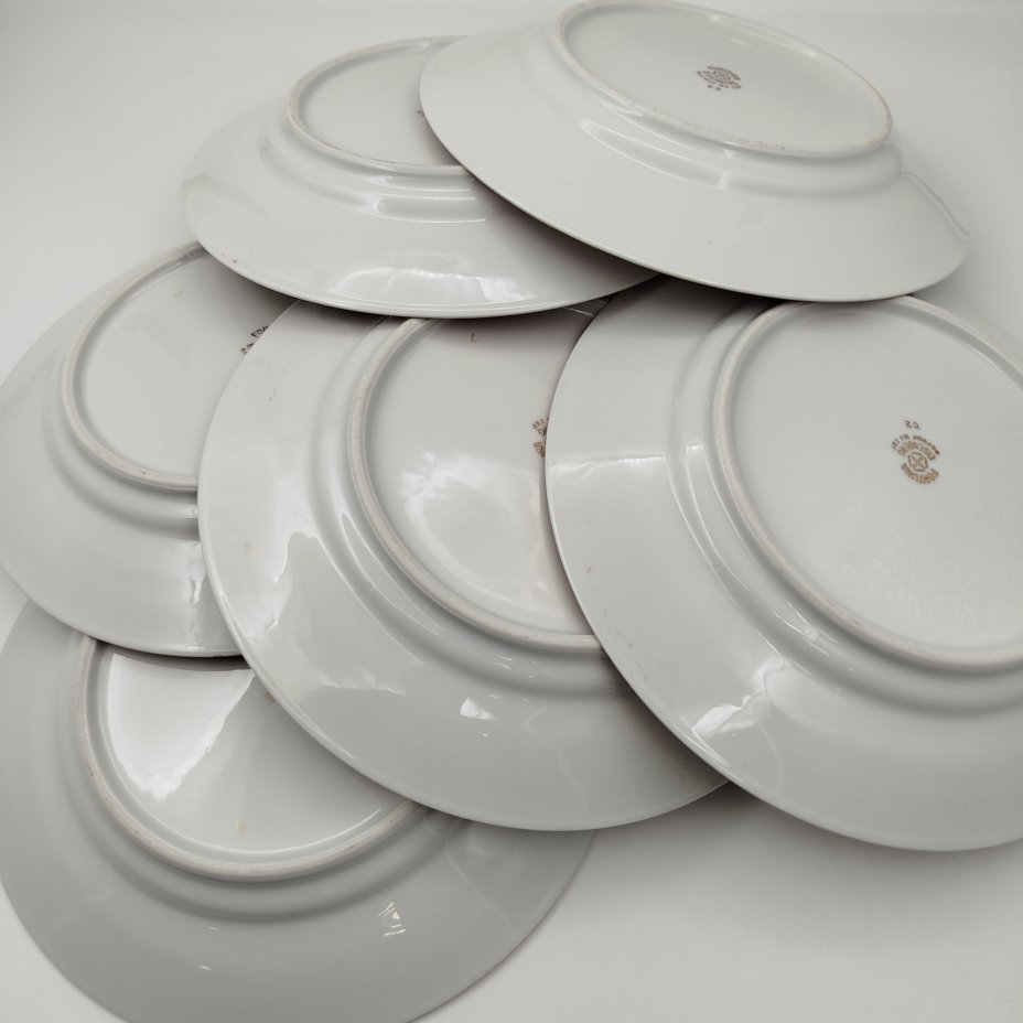 Набор обеденных тарелок из сервиза "Мадонна" на 6 персон, фарфор, деколь, люстр, золочение, Fortuna Eisenberg, Германия, 1960-1973 гг.