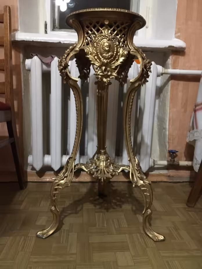 Жардиньерка