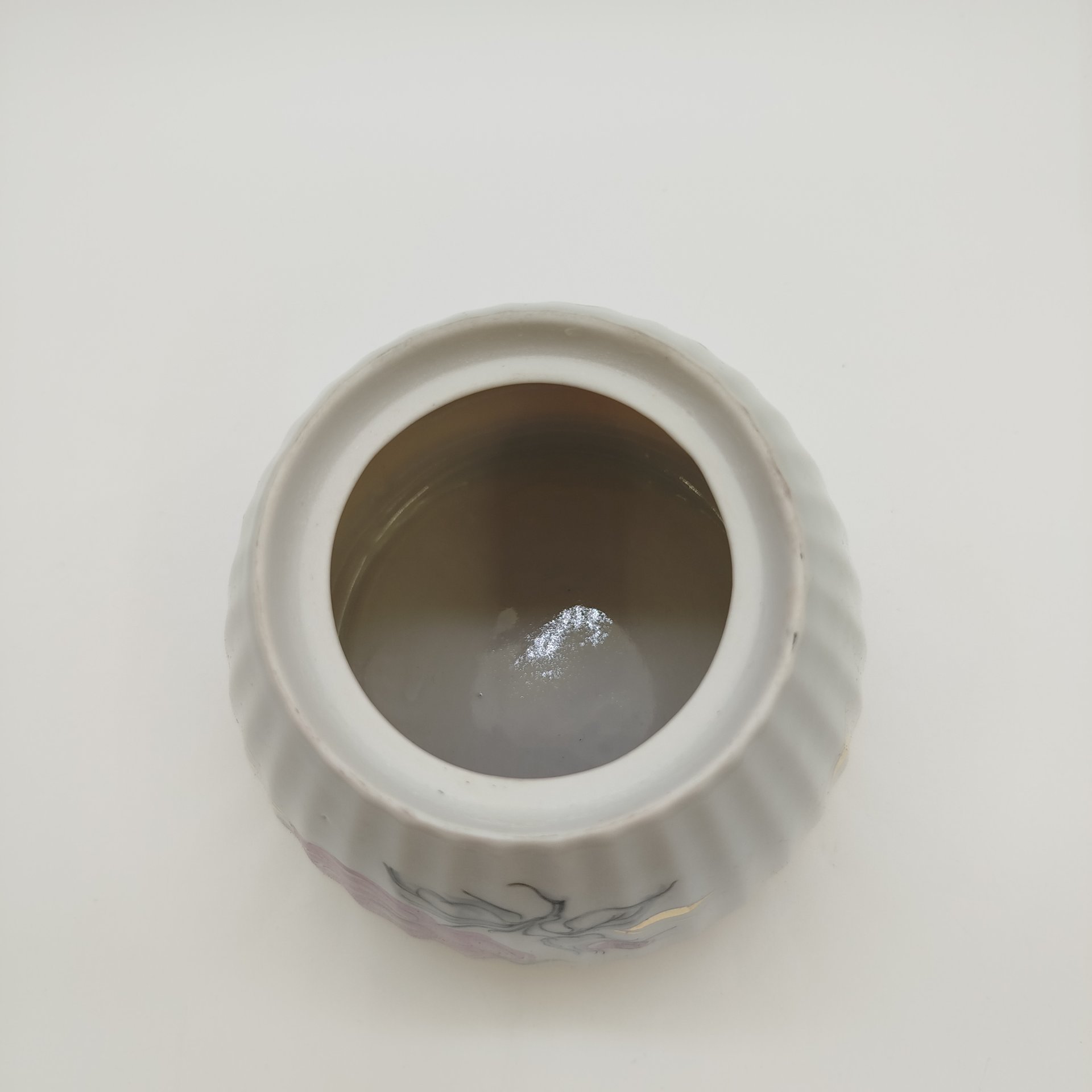 Сахарница с растительным декором, фарфор, деколь, золочение, Краснодарский фарфорово-фаянсовый завод «Чайка», СССР, 1960-1962 гг.